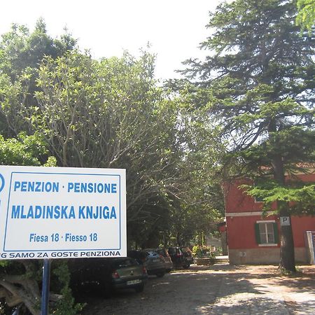 Hotel Dom Mladinske Knjige Fiesa Piran Exterior foto